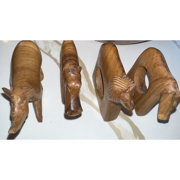 Safari Animal Napkin Ring Holders Hand Carved Wooden Set Of 4 Table Decor - Picture 6 of 10